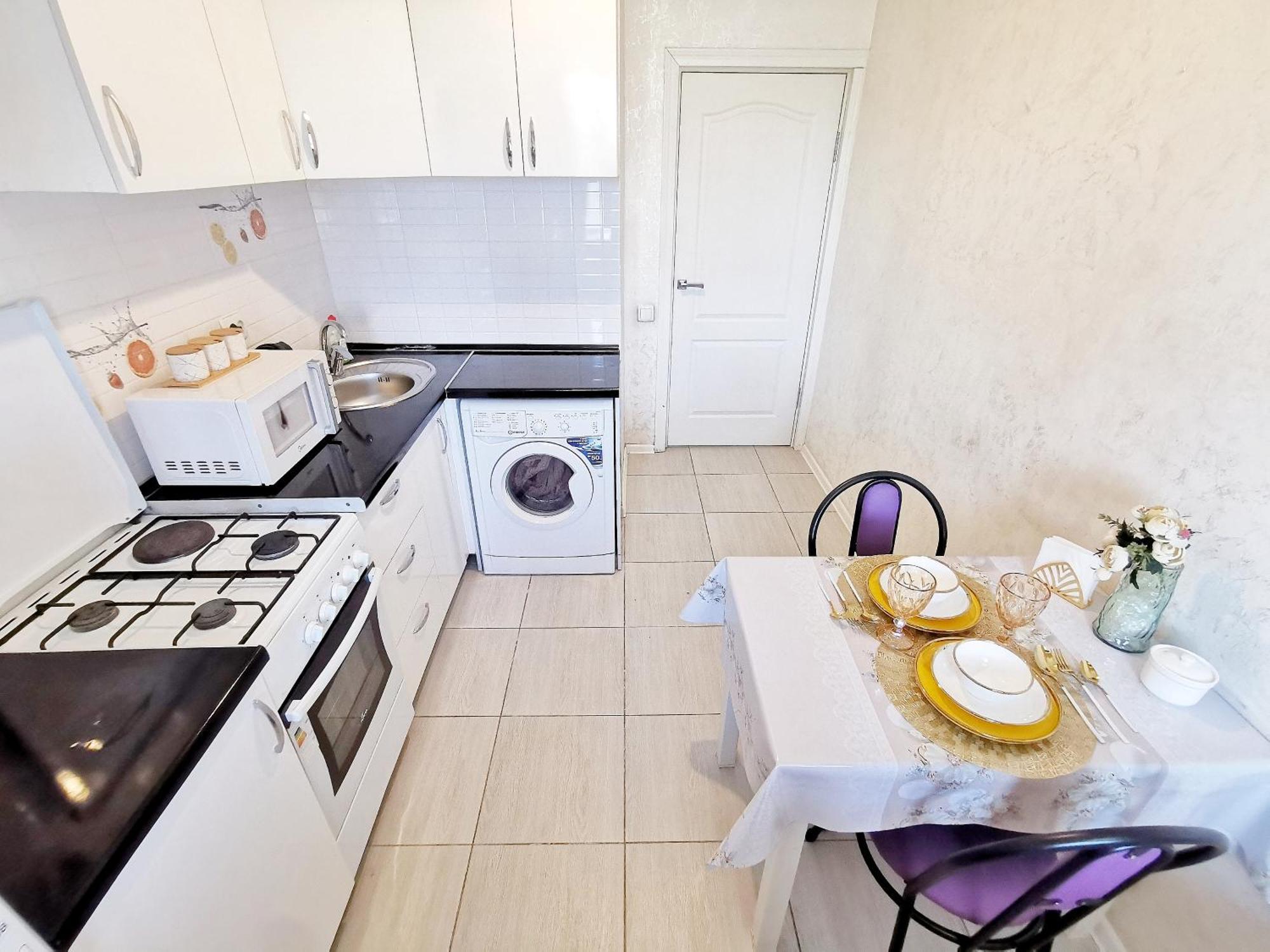 Appartments " Zhetysu-4" Almaty Bagian luar foto