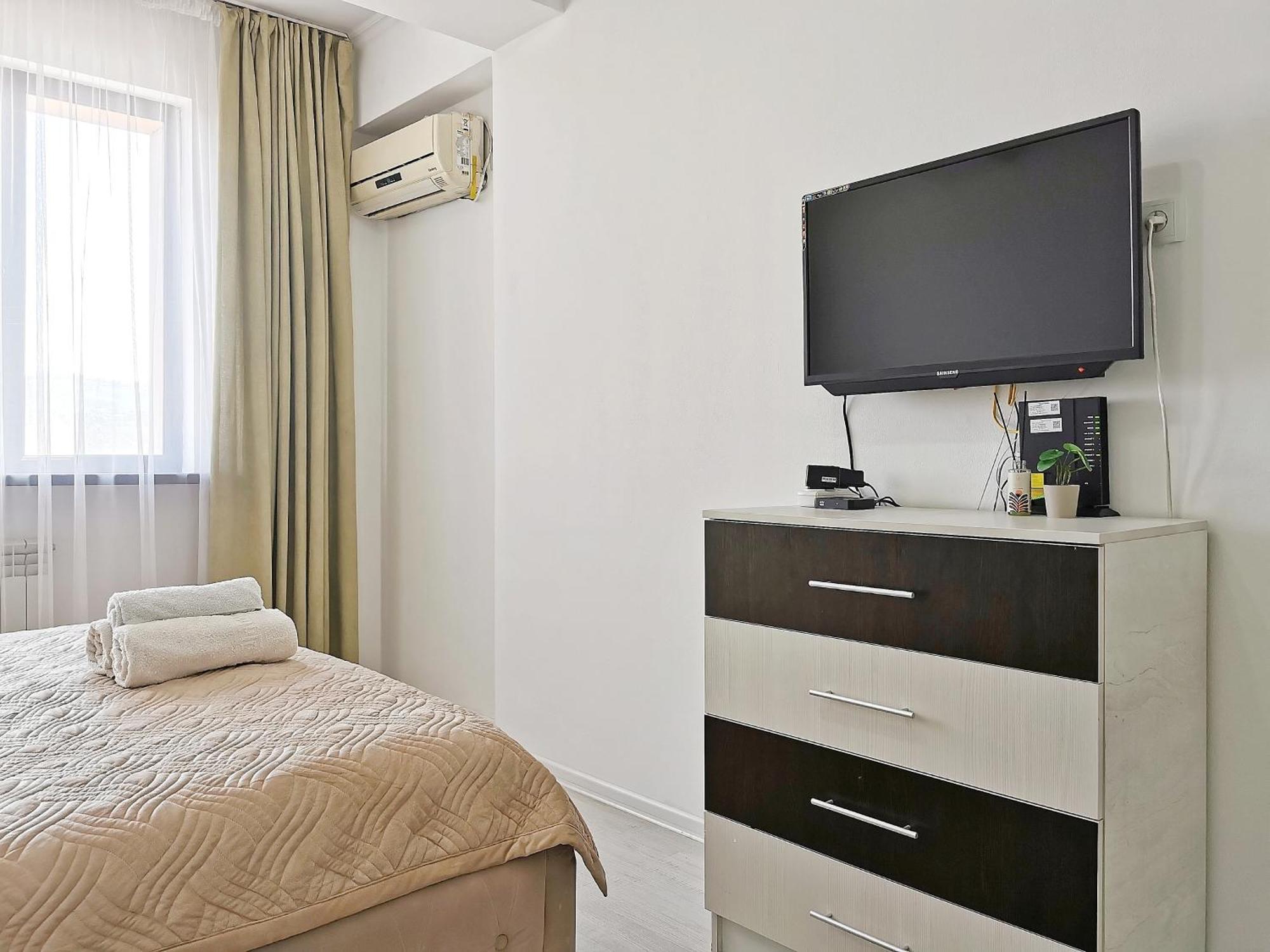 Appartments " Zhetysu-4" Almaty Bagian luar foto