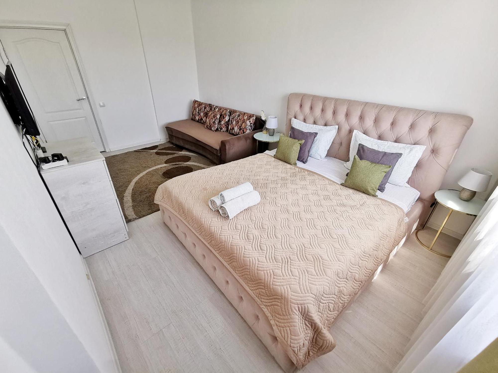 Appartments " Zhetysu-4" Almaty Bagian luar foto