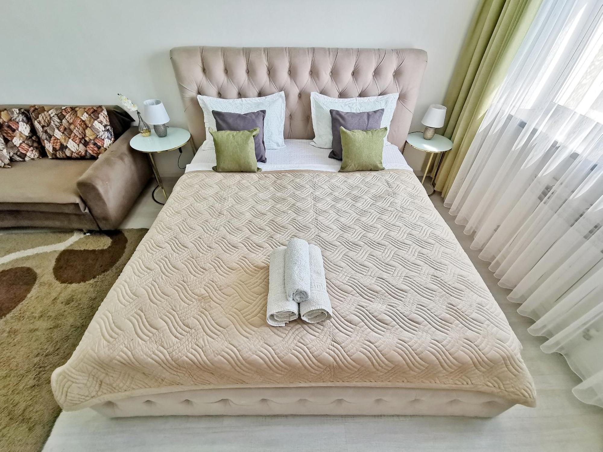 Appartments " Zhetysu-4" Almaty Bagian luar foto