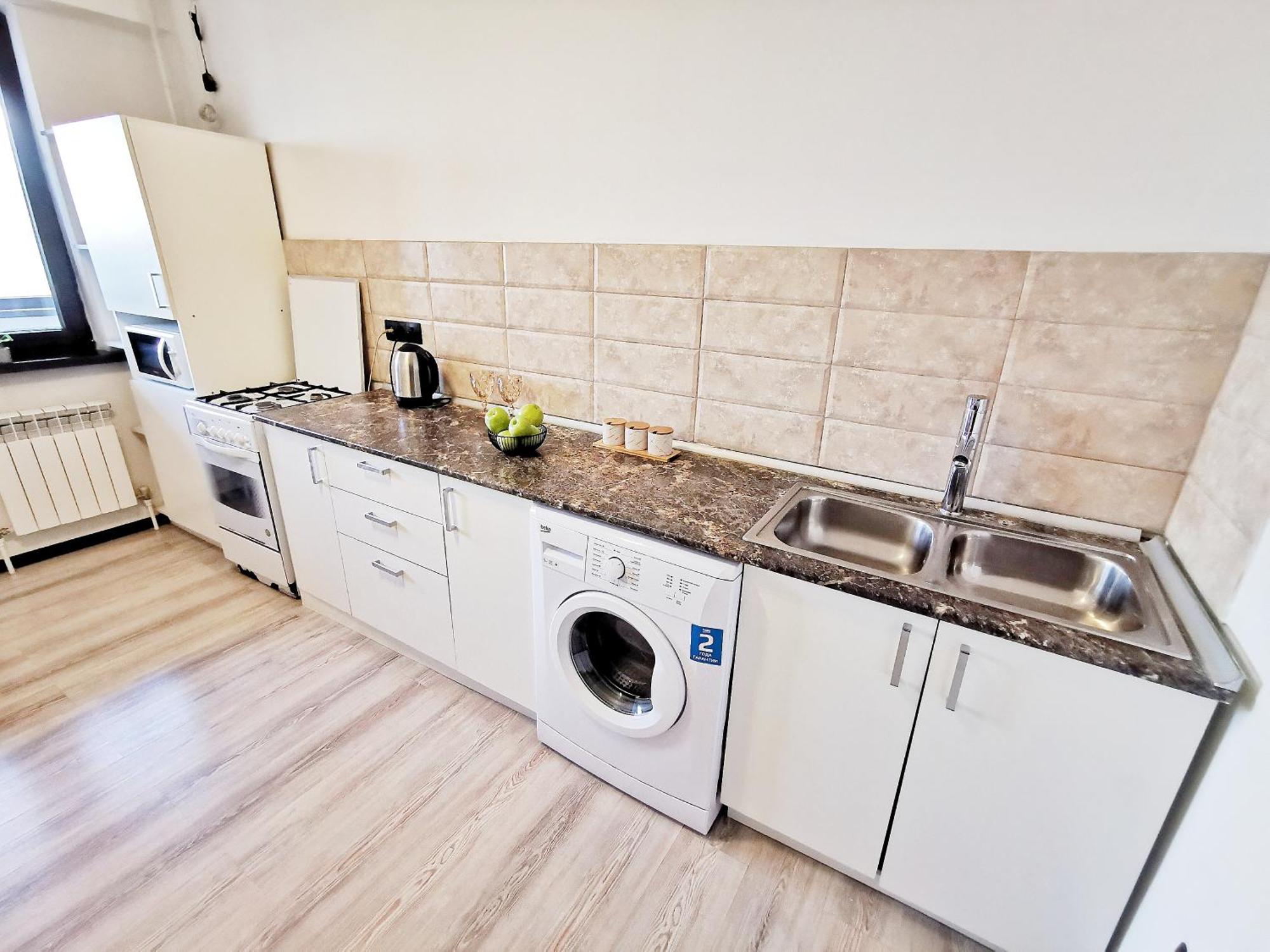 Appartments " Zhetysu-4" Almaty Bagian luar foto