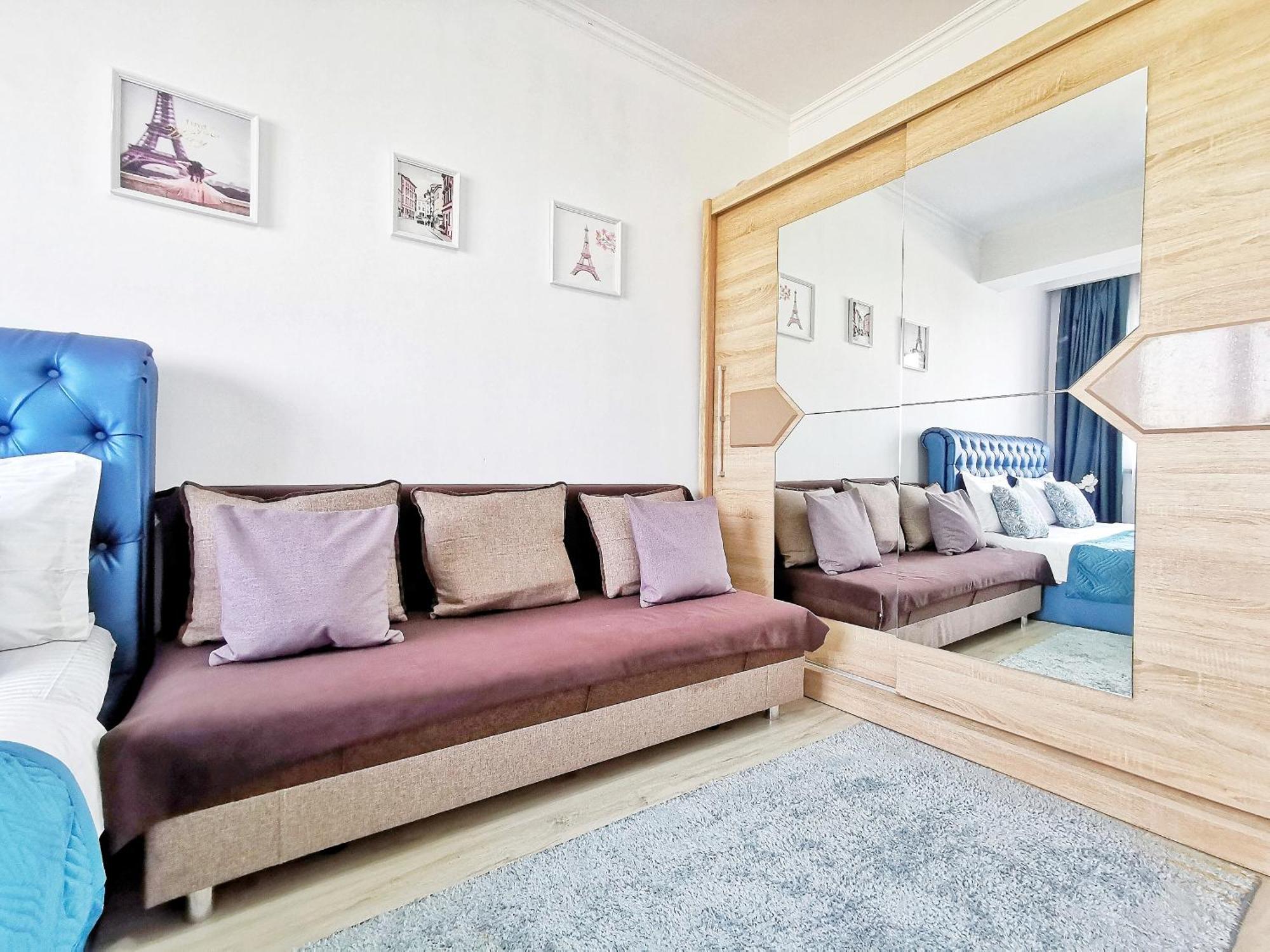 Appartments " Zhetysu-4" Almaty Bagian luar foto