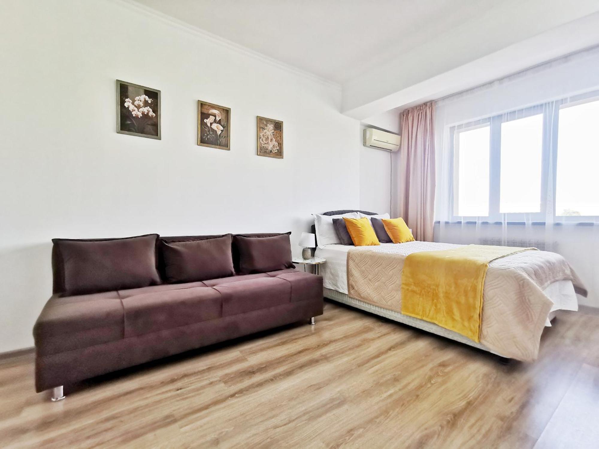 Appartments " Zhetysu-4" Almaty Bagian luar foto