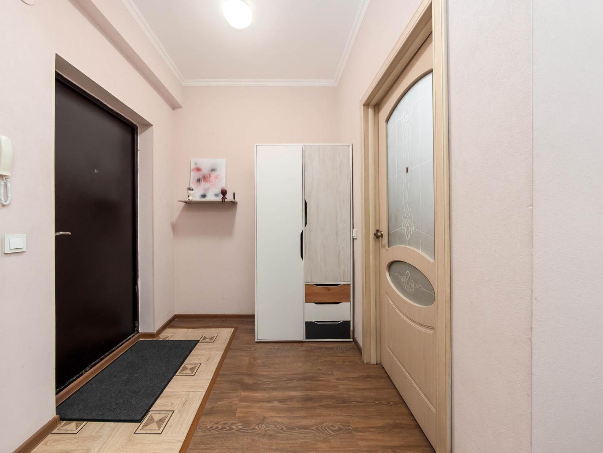 Appartments " Zhetysu-4" Almaty Bagian luar foto