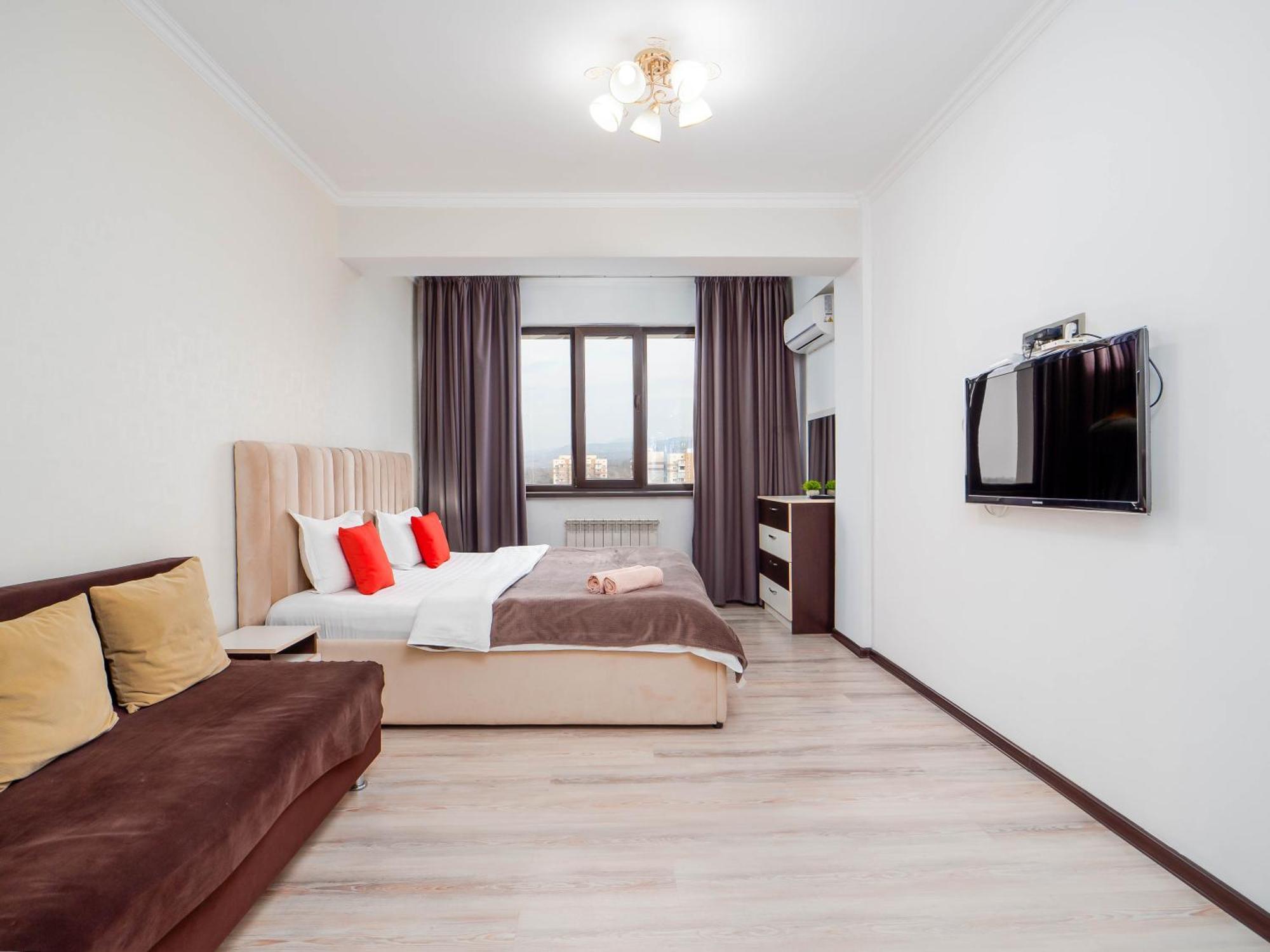 Appartments " Zhetysu-4" Almaty Bagian luar foto