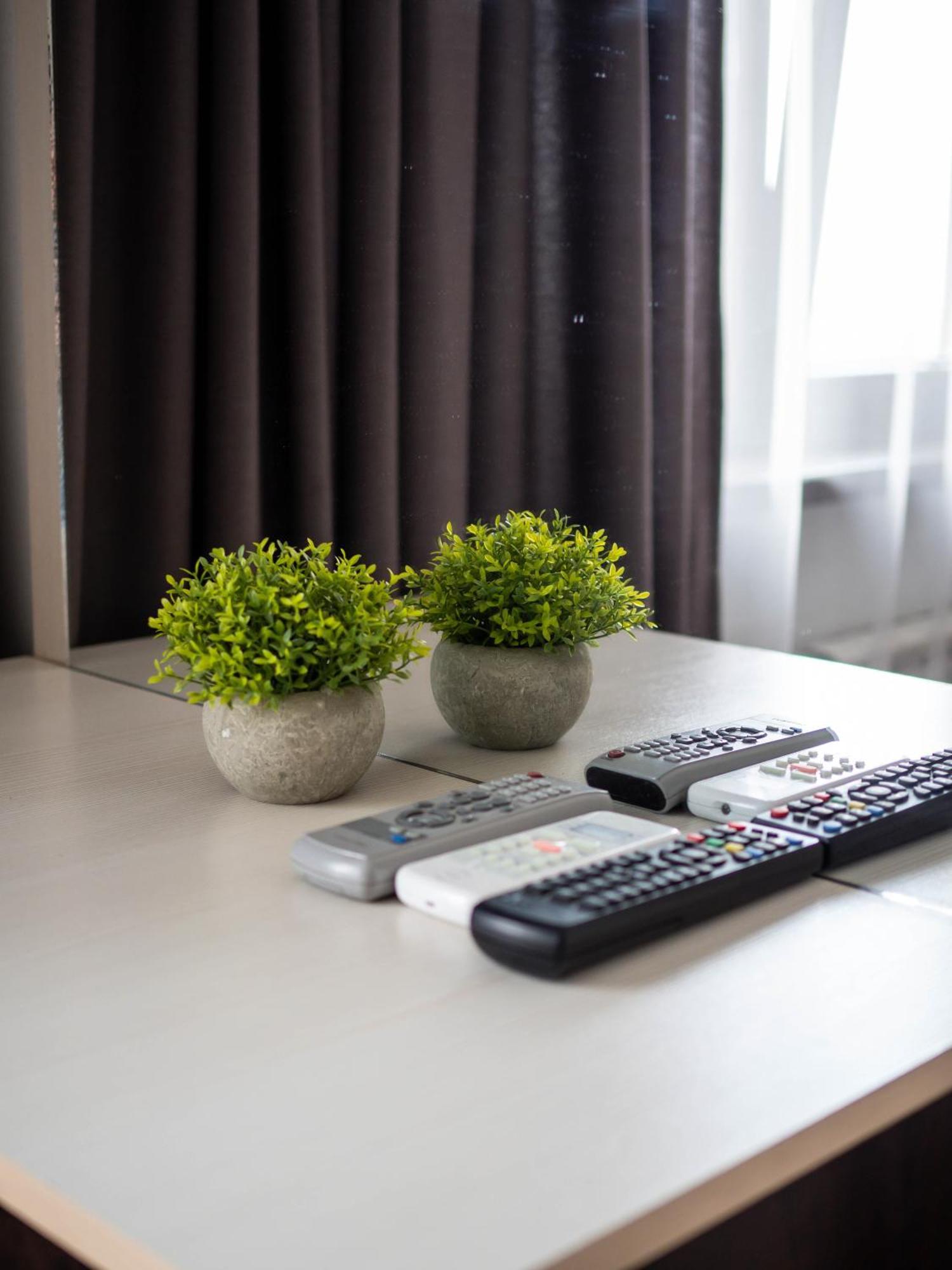 Appartments " Zhetysu-4" Almaty Bagian luar foto